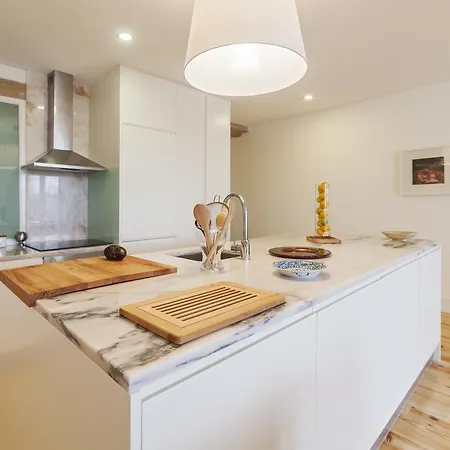 Merc Vitoria's Place Apartment