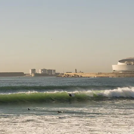 Merc Vitoria's Place *