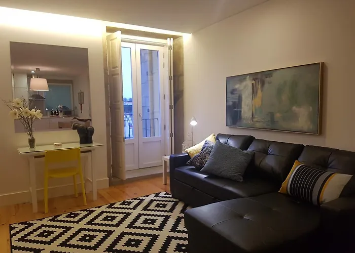 Merc Vitoria's Place *