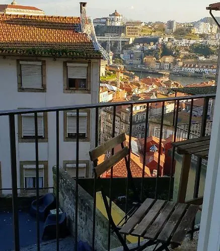 Merc Vitoria's Place Apartment