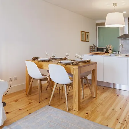 Merc Vitoria's Place Апартаменты *